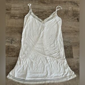 White Victoria Secret night dress- size small